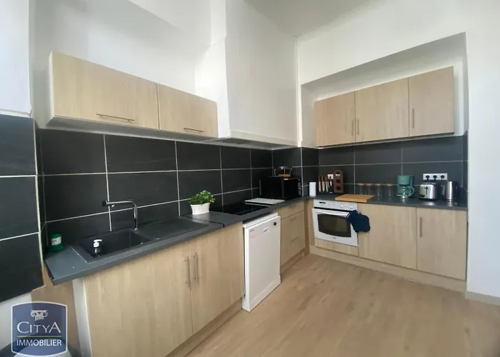 Grand Hyper Centre 5 10 Personnes *